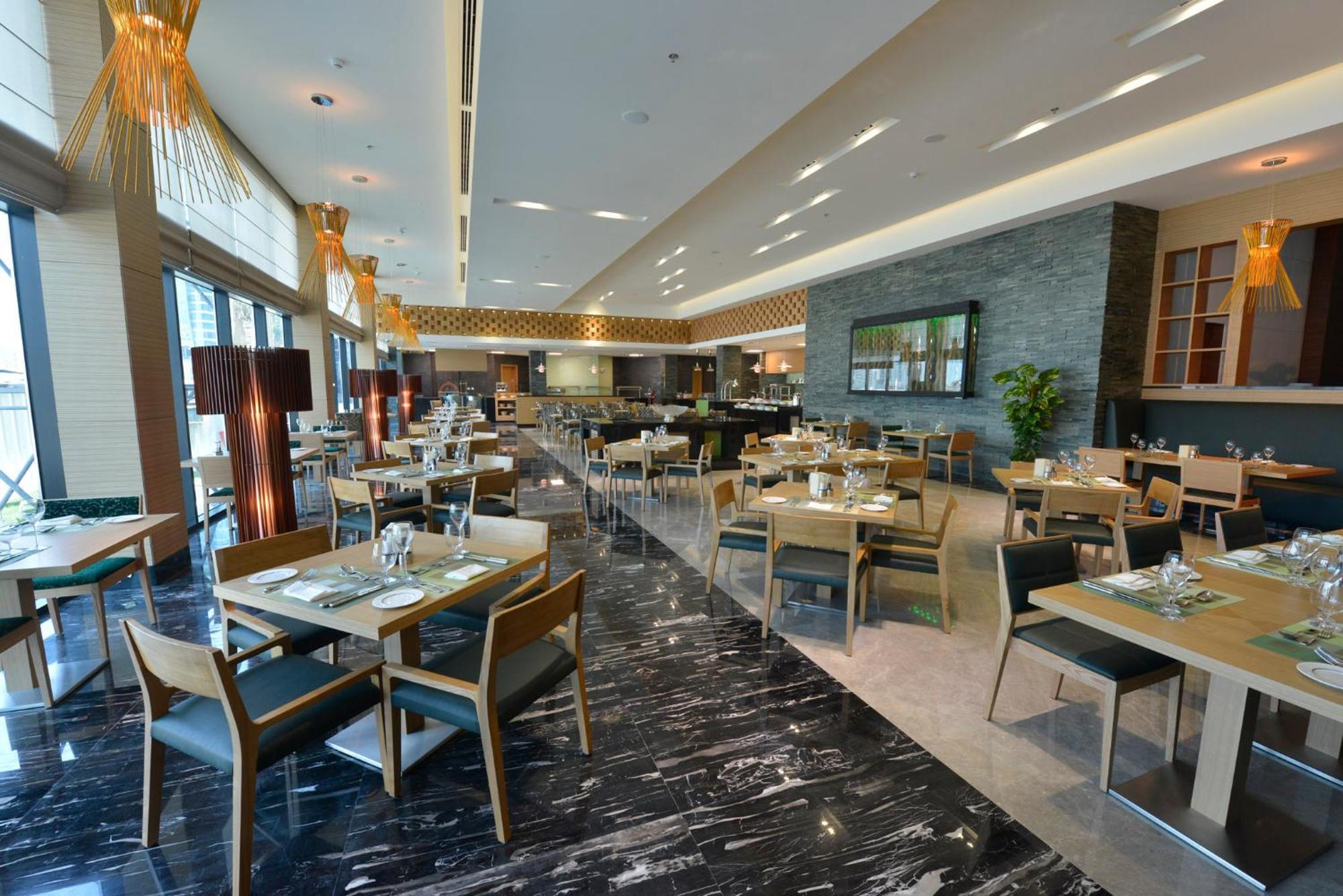 拉米Spa大酒店 麦纳麦 外观 照片 The restaurant